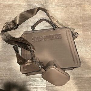 Viral Steve Madden bag